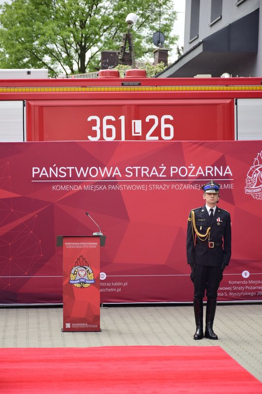 Chełm. Awanse i honory - uroczysta zbiórka chełmskich strażaków [ZDJĘCIA]
