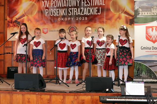 XIV Powiatowy Festiwal Piosenki Strażackiej w Okopach [GALERIA ZDJĘĆ]