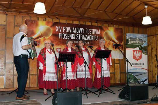 XIV Powiatowy Festiwal Piosenki Strażackiej w Okopach [GALERIA ZDJĘĆ]
