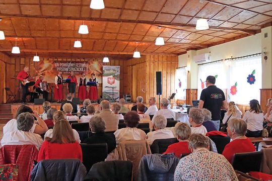 XIV Powiatowy Festiwal Piosenki Strażackiej w Okopach [GALERIA ZDJĘĆ]