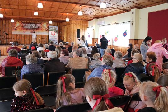 XIV Powiatowy Festiwal Piosenki Strażackiej w Okopach [GALERIA ZDJĘĆ]