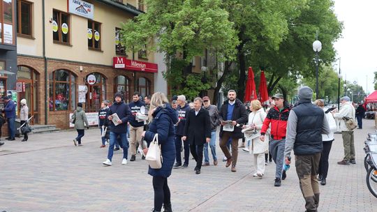 Zamiast Trzaskowskiego Chełm odwiedziła europosłanka Marta Wcisło [GALERIA ZDJĘĆ]