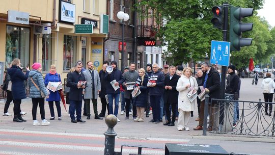 Zamiast Trzaskowskiego Chełm odwiedziła europosłanka Marta Wcisło [GALERIA ZDJĘĆ]