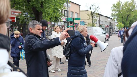 Zamiast Trzaskowskiego Chełm odwiedziła europosłanka Marta Wcisło [GALERIA ZDJĘĆ]