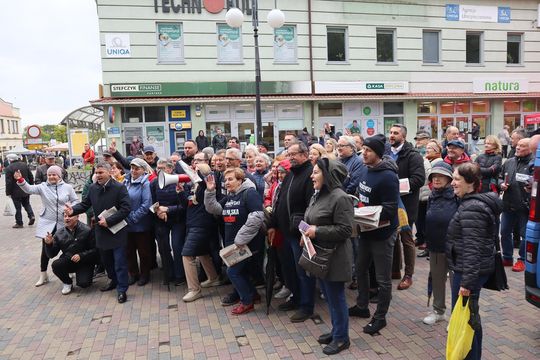 Zamiast Trzaskowskiego Chełm odwiedziła europosłanka Marta Wcisło [GALERIA ZDJĘĆ]