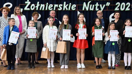 Gm. Chełm. V Powiatowy Konkurs Muzyczny „Żołnierskie Nuty” [GALERIA ZDJĘĆ]