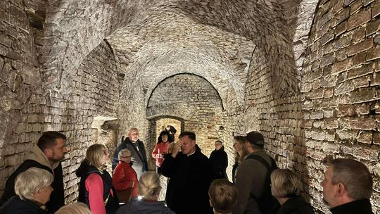 Noc Muzeów w Chełmie. Wystawy, zwiedzanie krypt pod bazyliką i wiele innych atrakcji [GALERIA ZDJĘĆ]