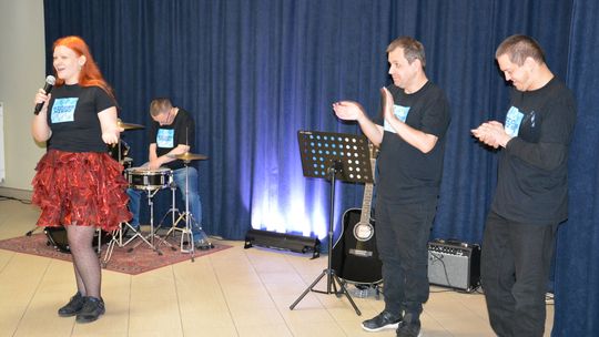 Chełm. Premiera spektaklu ,,Spełnić marzenie" w wykonaniu grupy teatralnej INVICTUS [GALERIA ZDJĘĆ]