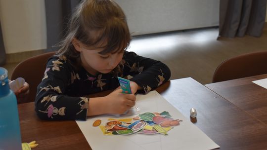 Uczniowie ze Szkoły Podstawowej w Żółkiewce odwiedzili bibliotekę [GALERIA ZDJĘĆ]