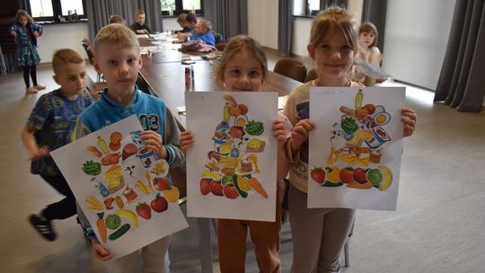 Uczniowie ze Szkoły Podstawowej w Żółkiewce odwiedzili bibliotekę [GALERIA ZDJĘĆ]