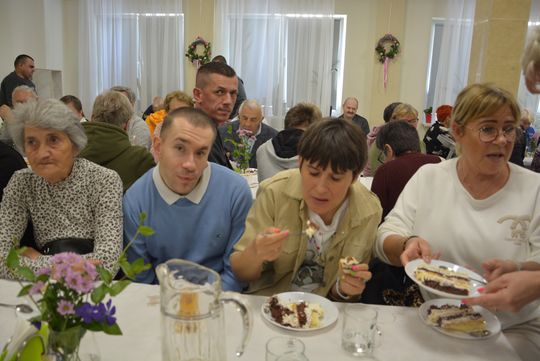 Chełm. Premiera spektaklu ,,Spełnić marzenie" w wykonaniu grupy teatralnej INVICTUS [GALERIA ZDJĘĆ]