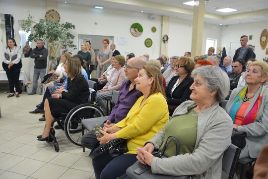 Chełm. Premiera spektaklu ,,Spełnić marzenie" w wykonaniu grupy teatralnej INVICTUS [GALERIA ZDJĘĆ]