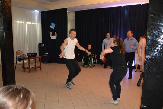 Chełm. Premiera spektaklu ,,Spełnić marzenie" w wykonaniu grupy teatralnej INVICTUS [GALERIA ZDJĘĆ]