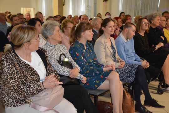 Chełm. Premiera spektaklu ,,Spełnić marzenie" w wykonaniu grupy teatralnej INVICTUS [GALERIA ZDJĘĆ]