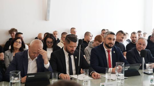 Nadzwyczajna sesja Rady Miasta Chełm w sprawie obecności cudzoziemców w mieście [GALERIA ZDJĘĆ]