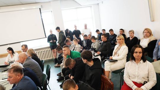 Nadzwyczajna sesja Rady Miasta Chełm w sprawie obecności cudzoziemców w mieście [GALERIA ZDJĘĆ]