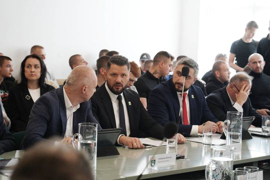 Nadzwyczajna sesja Rady Miasta Chełm w sprawie obecności cudzoziemców w mieście [GALERIA ZDJĘĆ]