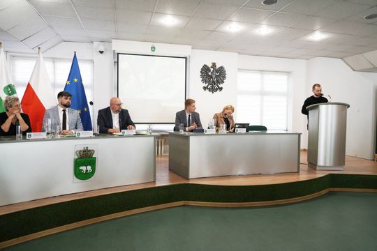 Nadzwyczajna sesja Rady Miasta Chełm w sprawie obecności cudzoziemców w mieście [GALERIA ZDJĘĆ]