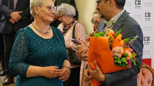 Plenerowe Reminiscencje – wystawa grupy artystycznej Alternatywa w Chełmskim Domu Kultury [GALERIA ZDJĘĆ]