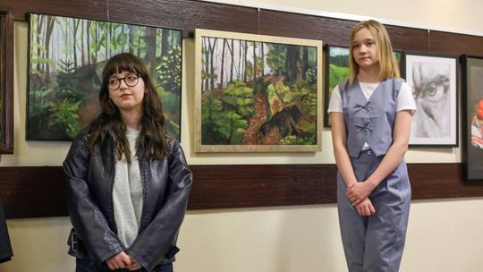 Plenerowe Reminiscencje – wystawa grupy artystycznej Alternatywa w Chełmskim Domu Kultury [GALERIA ZDJĘĆ]