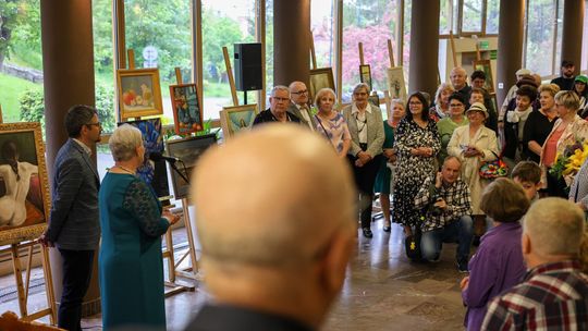 Plenerowe Reminiscencje – wystawa grupy artystycznej Alternatywa w Chełmskim Domu Kultury [GALERIA ZDJĘĆ]