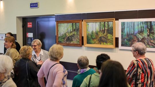 Plenerowe Reminiscencje – wystawa grupy artystycznej Alternatywa w Chełmskim Domu Kultury [GALERIA ZDJĘĆ]