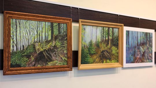 Plenerowe Reminiscencje – wystawa grupy artystycznej Alternatywa w Chełmskim Domu Kultury [GALERIA ZDJĘĆ]