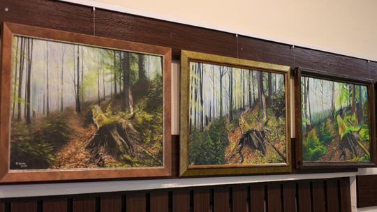 Plenerowe Reminiscencje – wystawa grupy artystycznej Alternatywa w Chełmskim Domu Kultury [GALERIA ZDJĘĆ]