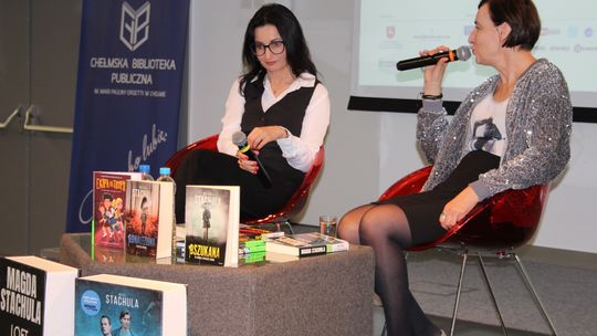 Spotkanie z Magdą Stachulą – znaną autorkę thrillerów psychologicznych [GALERIA ZDJĘĆ]