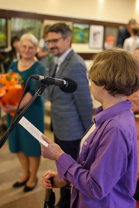 Plenerowe Reminiscencje – wystawa grupy artystycznej Alternatywa w Chełmskim Domu Kultury [GALERIA ZDJĘĆ]