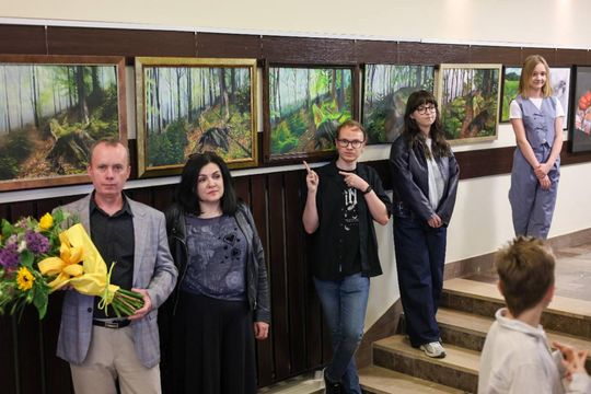 Plenerowe Reminiscencje – wystawa grupy artystycznej Alternatywa w Chełmskim Domu Kultury [GALERIA ZDJĘĆ]