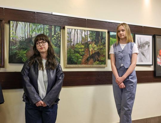 Plenerowe Reminiscencje – wystawa grupy artystycznej Alternatywa w Chełmskim Domu Kultury [GALERIA ZDJĘĆ]