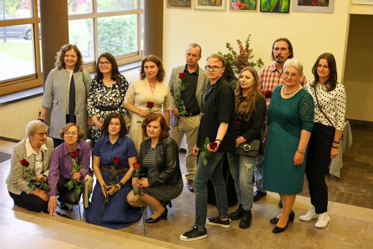 Plenerowe Reminiscencje – wystawa grupy artystycznej Alternatywa w Chełmskim Domu Kultury [GALERIA ZDJĘĆ]