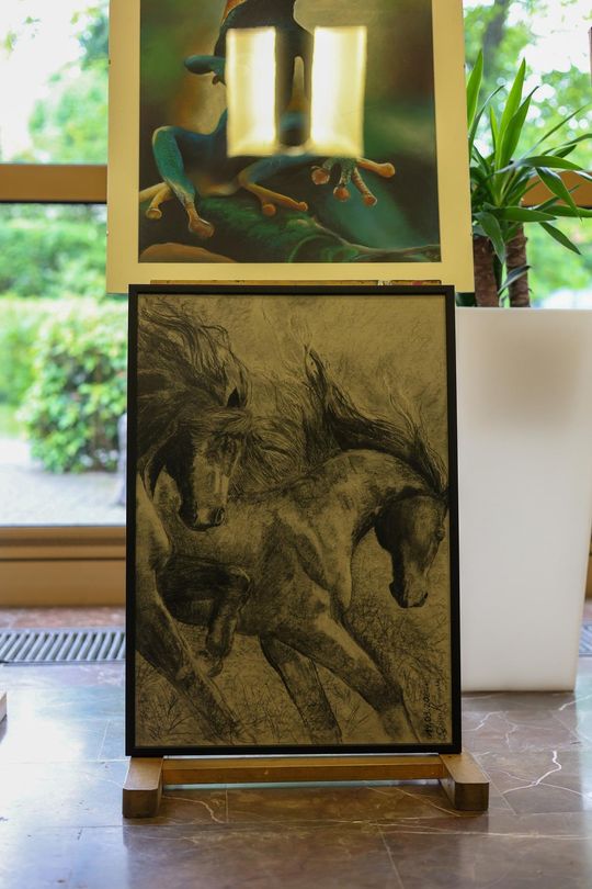 Plenerowe Reminiscencje – wystawa grupy artystycznej Alternatywa w Chełmskim Domu Kultury [GALERIA ZDJĘĆ]