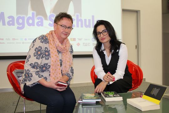 Spotkanie z Magdą Stachulą – znaną autorkę thrillerów psychologicznych [GALERIA ZDJĘĆ]