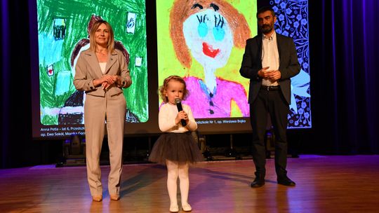 Krasnystaw. Rozstrzygnięcie konkursu plastycznego: Moja Mama Superbohaterka [GALERIA ZDJĘĆ]