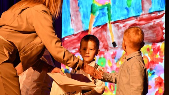 Krasnystaw. Rozstrzygnięcie konkursu plastycznego: Moja Mama Superbohaterka [GALERIA ZDJĘĆ]