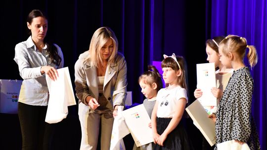 Krasnystaw. Rozstrzygnięcie konkursu plastycznego: Moja Mama Superbohaterka [GALERIA ZDJĘĆ]