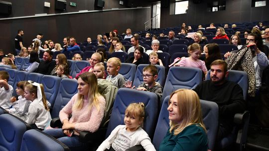 Krasnystaw. Rozstrzygnięcie konkursu plastycznego: Moja Mama Superbohaterka [GALERIA ZDJĘĆ]