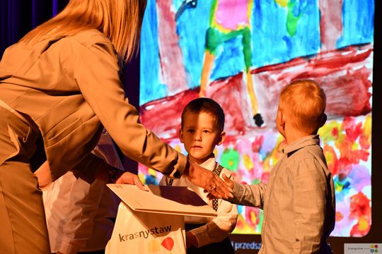 Krasnystaw. Rozstrzygnięcie konkursu plastycznego: Moja Mama Superbohaterka [GALERIA ZDJĘĆ]