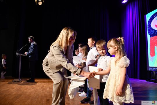 Krasnystaw. Rozstrzygnięcie konkursu plastycznego: Moja Mama Superbohaterka [GALERIA ZDJĘĆ]