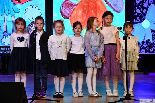 Krasnystaw. Rozstrzygnięcie konkursu plastycznego: Moja Mama Superbohaterka [GALERIA ZDJĘĆ]