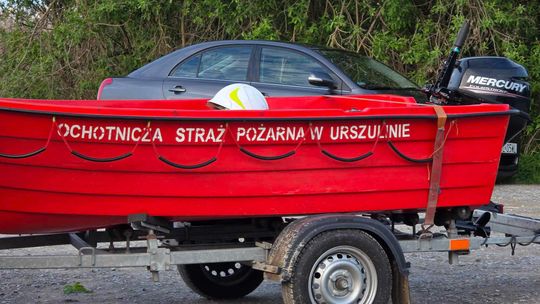 Wędkarz śmigłowcem LPR zabrany do szpitala. Łowił z łódki na Jeziorze Wytyckim [ZDJĘCIA]