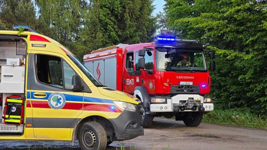 Wędkarz śmigłowcem LPR zabrany do szpitala. Łowił z łódki na Jeziorze Wytyckim [ZDJĘCIA]