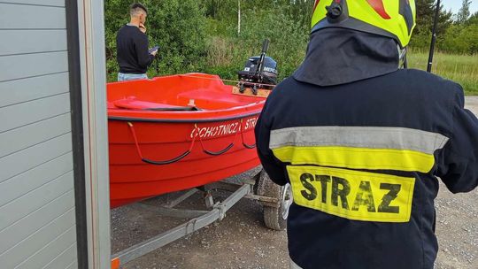 Wędkarz śmigłowcem LPR zabrany do szpitala. Łowił z łódki na Jeziorze Wytyckim [ZDJĘCIA]