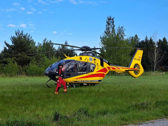 Wędkarz śmigłowcem LPR zabrany do szpitala. Łowił z łódki na Jeziorze Wytyckim [ZDJĘCIA]