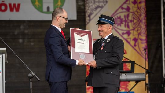 Jubileusz 100-lecia istnienia Ochotniczej Straży Pożarnej w Rożdżałowie [GALERIA ZDJĘĆ]