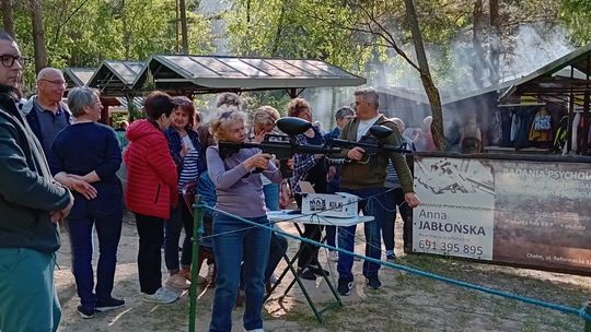 Seniorzy z Chełma bawili się w Kumowej Dolinie! [ZDJĘCIA]
