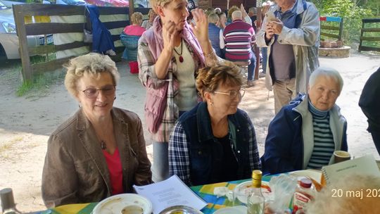 Seniorzy z Chełma bawili się w Kumowej Dolinie! [ZDJĘCIA]