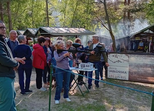 Seniorzy z Chełma bawili się w Kumowej Dolinie! [ZDJĘCIA]